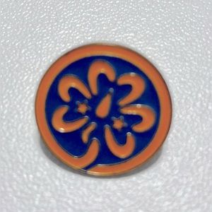 Vintage1980s Girl Scout World Trefoil WAGGGS Pin Blue Orange Enamel